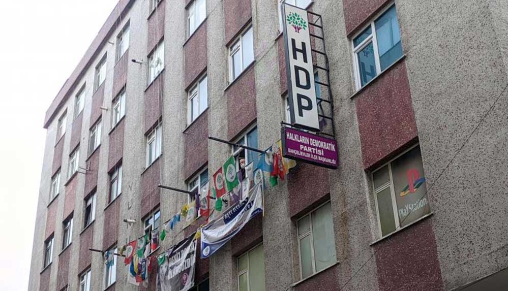 HDP Bahçelievler ilçe binasına silahlı ve bıçaklı saldırı