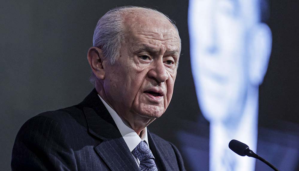 Devlet-Bahçeli-yine-hedef-aldı--Sokağa-dökülseniz-ne-yazar,-dökülmeseniz-ne-çıkar