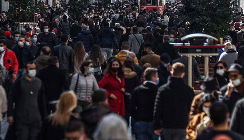 Hızlı bulaşan Omicron yeterli bağışıklık sağlamıyor 4 Hızlı-bulaşan-Omicron-yeterli-bağışıklık-sağlamıyor