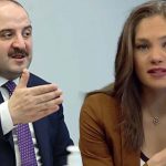 Nevşin-Mengü-ve-Bakan-Varank-Twitter’da-kapıştı--“Köpekleri-bile-mutlu-ettik-ama…”