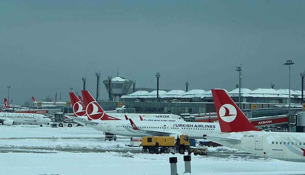THY--Olumsuz-hava-koşulları-nedeniyle-bazı-uçuşlar-iptal-edildi