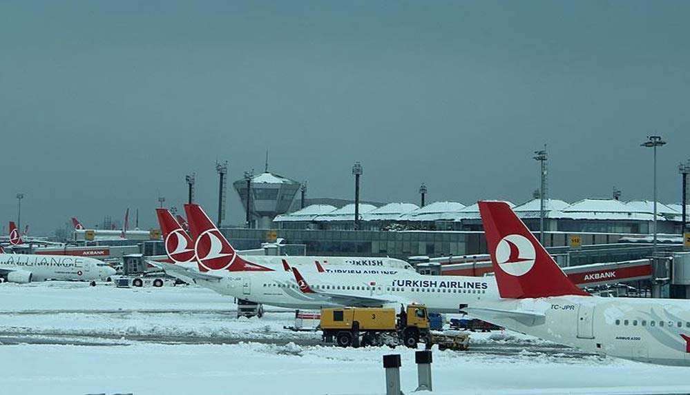 THY: Olumsuz hava koşulları nedeniyle bazı uçuşlar iptal edildi