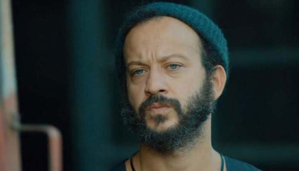 Ünlü-oyuncu-Rıza-Kocaoğlu-Omicron-varyantına-yakalandı