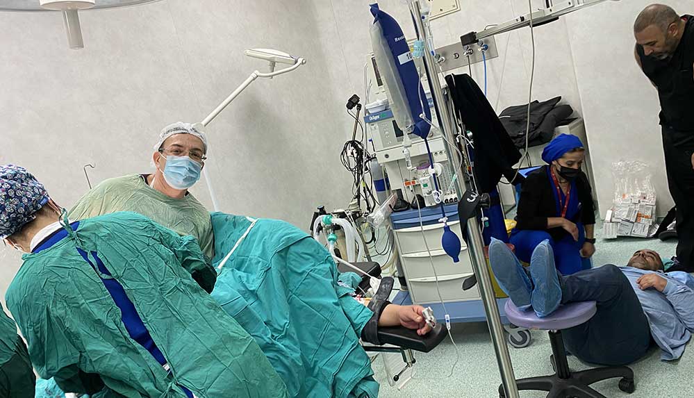 22-yıl-evlat-hasreti-çeken-baba-doğumda-heyecandan-bayıldı