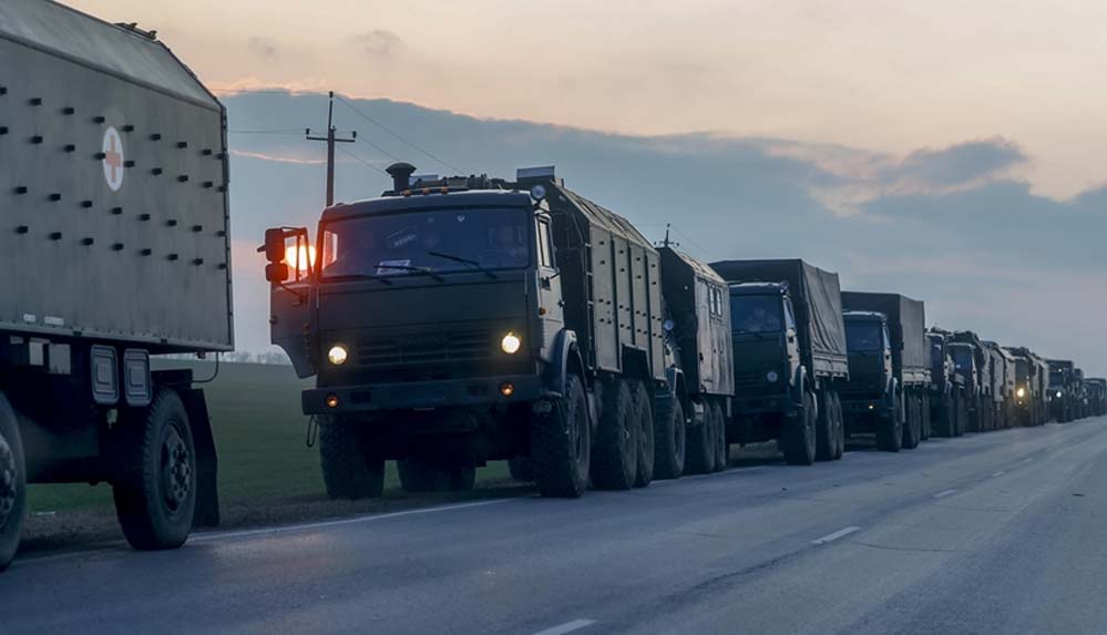 Amerikan-uydu-görüntüleme-şirketi-Maxar--5-kilometrelik-Rus-askeri-konvoyu-Kiev'e-ilerliyor