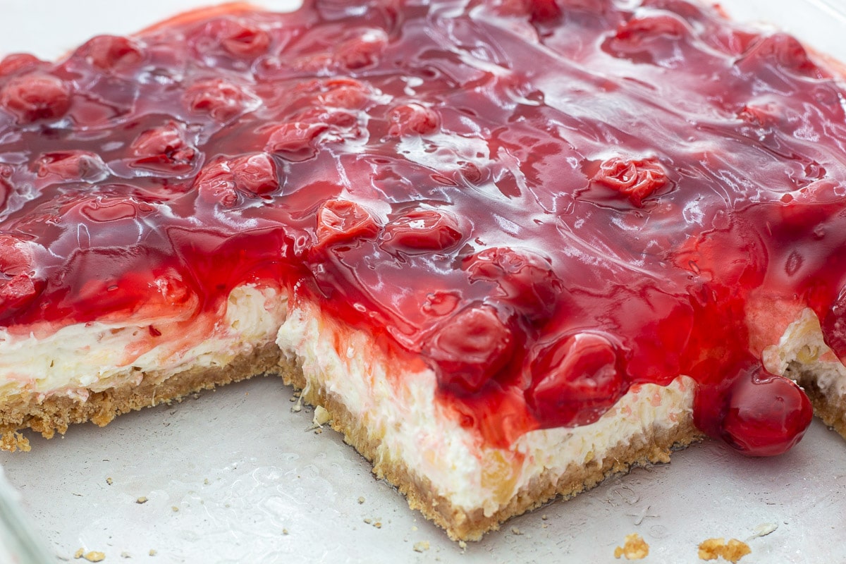 Beths-delicious-cherry-cheesecake-1