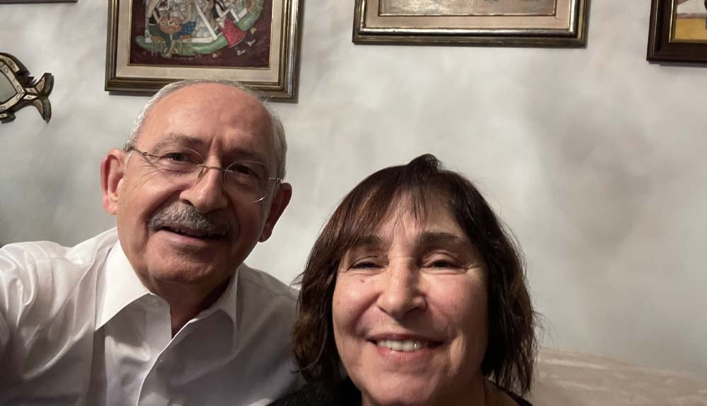 Kemal Kılıçdaroğlu'ndan 14 Şubat paylaşımı: "Neyse ki gün bitmeden eve yetiştik" 4 Kemal-Kılıçdaroğlu'ndan-14-Şubat-paylaşımı--'Neyse-ki-gün-bitmeden-eve-yetiştik'