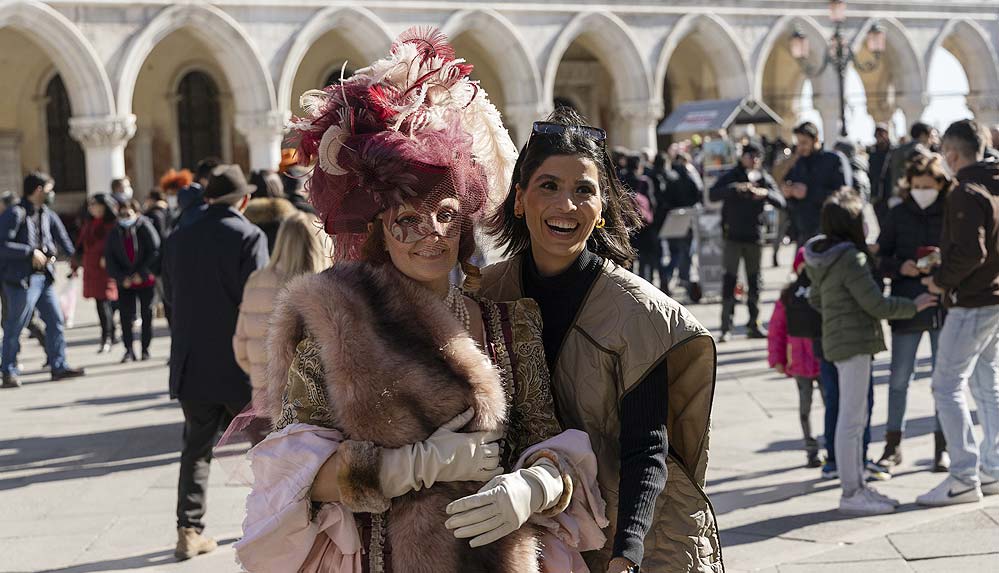 Tarihi-Venedik-Karnavalı-başladı