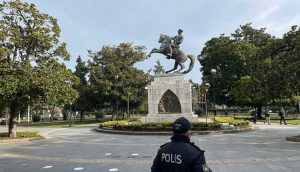 Samsun'da Atatürk anıtına saldıran 2 kişi gözaltına alındı