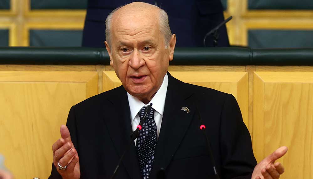 ‘Rusya’yı-destekliyoruz’-yazılı-dev-Putin-posteri-tepki-çekti