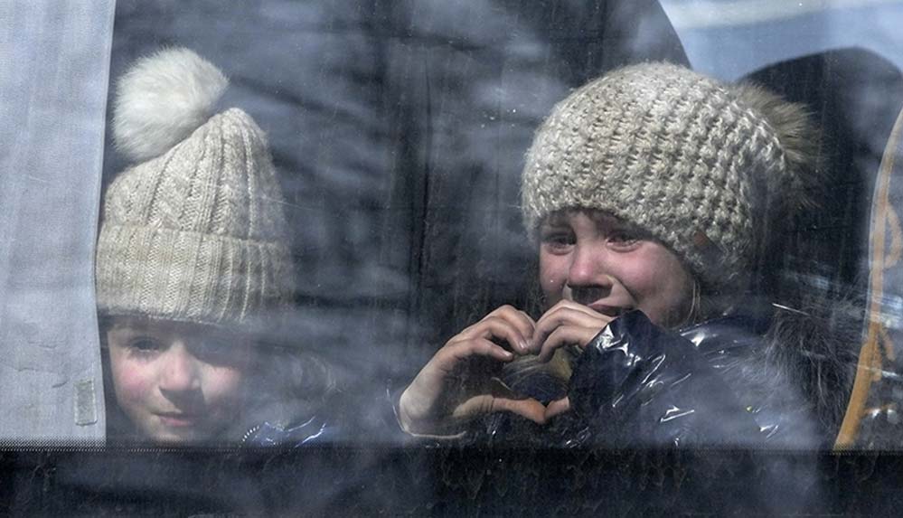 BM: Ukrayna'da en az 1104 sivil öldü, 3 milyon 772 bin 599 mülteci komşu ülkelere geçti 4 BM--Ukrayna'da-en-az-1104-sivil-öldü,-3-milyon-772-bin-599-mülteci-komşu-ülkelere-geçti