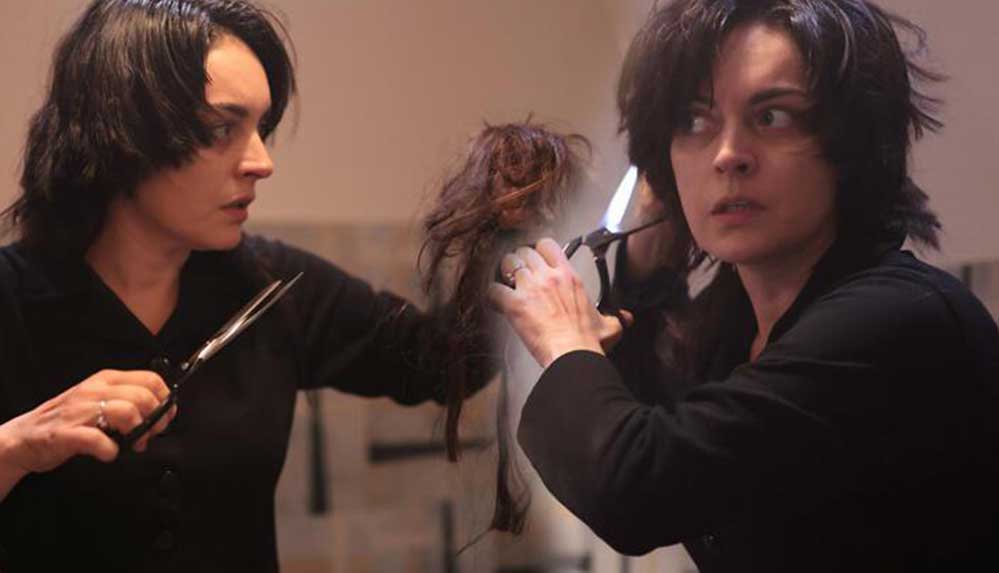 Ezgi-Mola-rolü-için-saçlarını-kesti!