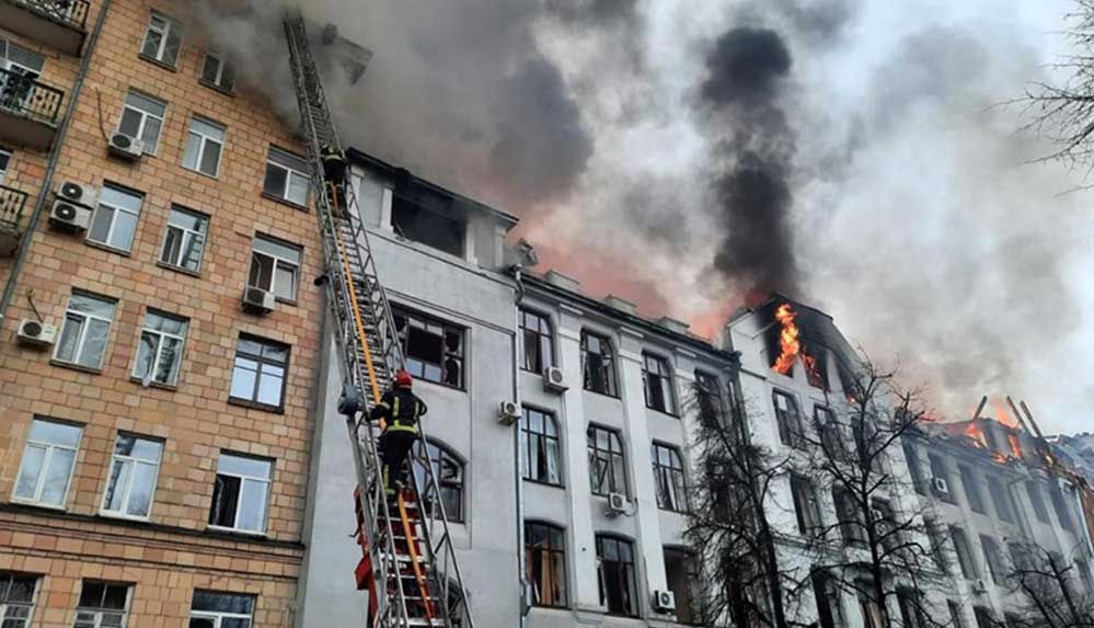 Rus hava saldırısında Harkiv'e bağlı İzyum kentinde 8 sivil hayatını kaybetti