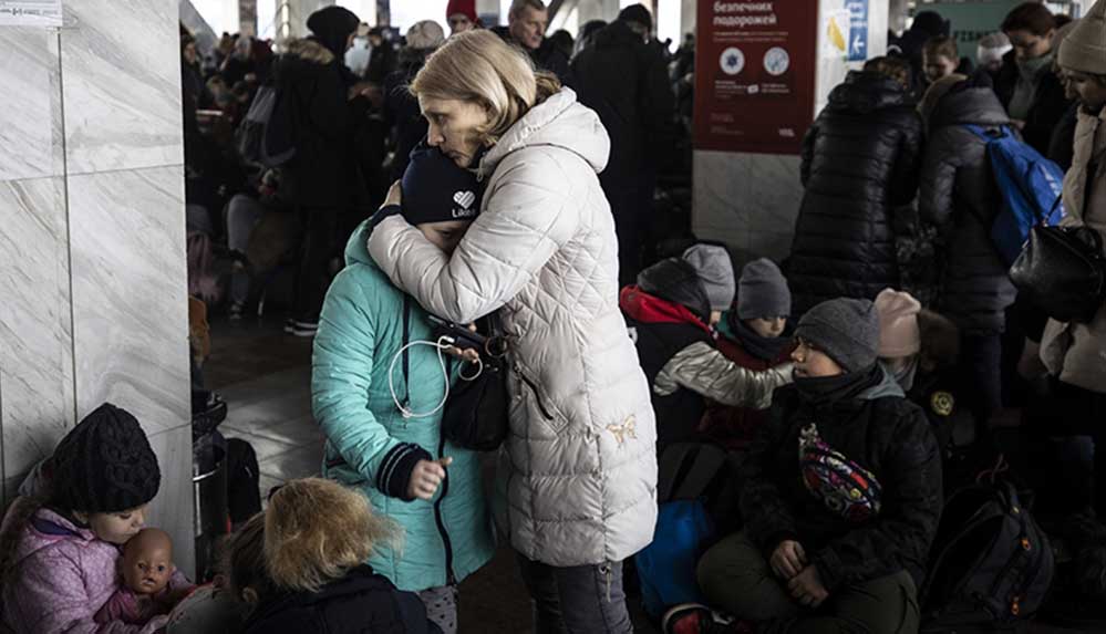 Ukrayna'da-sivillerin-tahliyesi-için-geçici-ateşkes-başladı