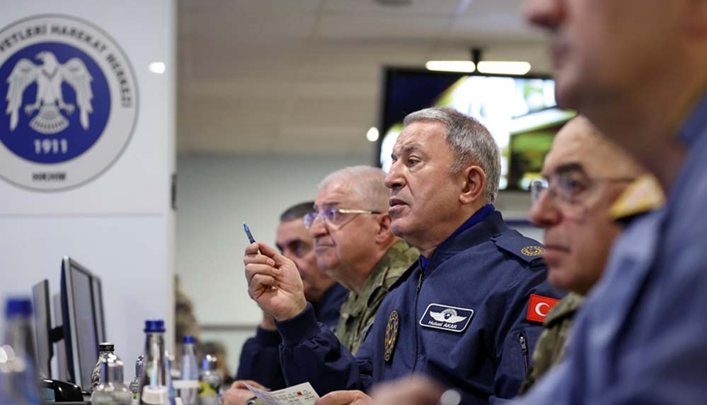 Milli-Savunma-Bakanı-Akar-açıkladı--Irak'ın-kuzeyindeki-terör-yuvalarına-yönelik-Pençe-Kilit-Operasyonu-başlatıldı