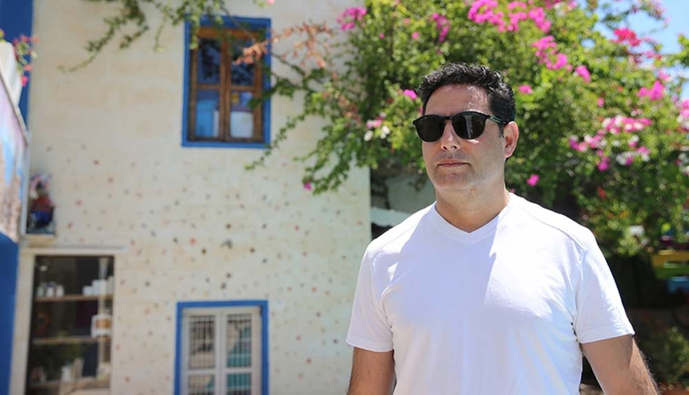 Türk-yönetmen-Tekin-Girgin,-Emmy-Ödülleri-jürisine-seçildi