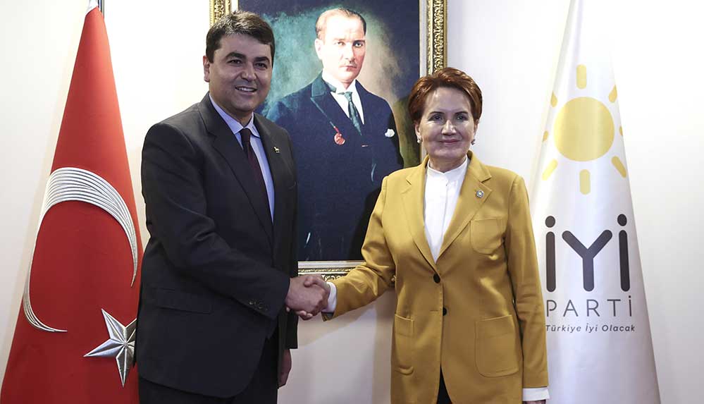 akşener