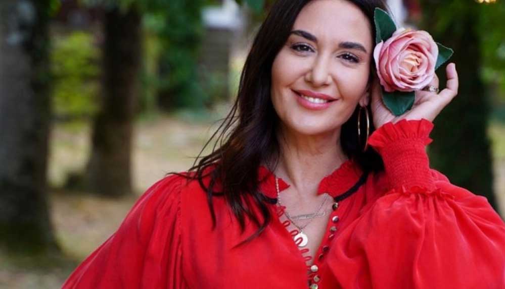 Oyuncu Ayşe Tolga'ya hırsızlık şoku: 1 milyonluk mücevheri çalındı