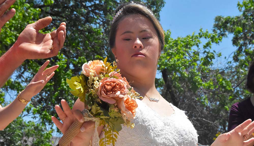 Down-sendromlu-Dilay'ın-gelinlik-hayali-gerçeğe-dönüştü