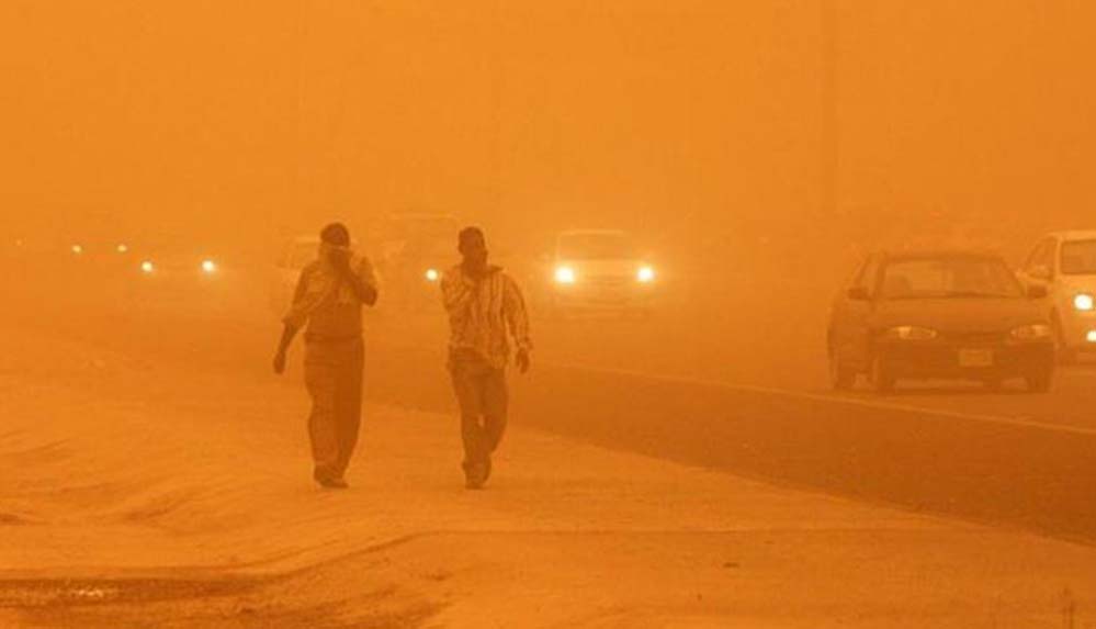 Irak'ta-kum-fırtınası-nedeniyle-4-bin-kişi-hastanelere-kaldırıldı