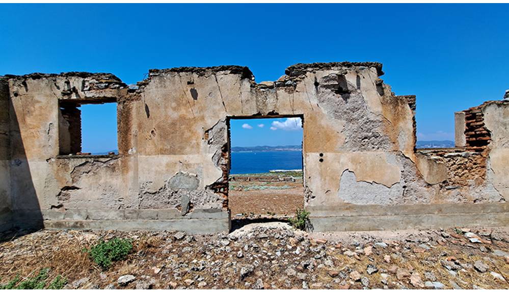 Yunanistan'da bir sürgün ve karantina adası
