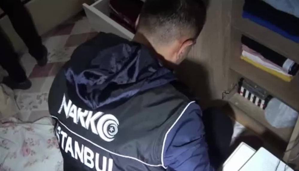 İstanbul'da uyuşturucu operasyonu :15 gözaltı