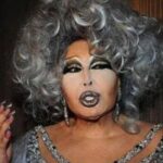 Bülent Ersoy'dan mezar isyanı