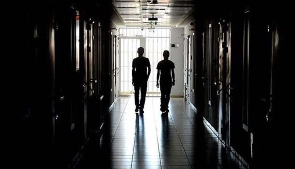 CHP'li Gürsel Tekin, il il suça sürüklenen çocukların sayılarını paylaştı 4 CHP'li-Gürsel-Tekin,-il-il-suça-sürüklenen-çocukların-sayılarını-paylaştı