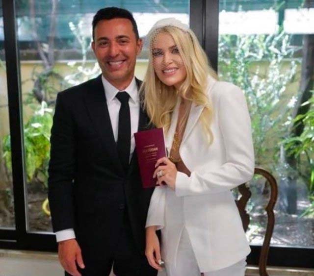 Mustafa Sandal ve Melis Sütşurup, Roma'da evlendi