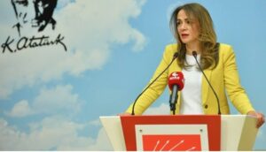 CHP'li İlgezdi: 'Önlem almayan iktidar ve bakanlık yetkilileri tüm koronavirüs ölümlerinin sorumlusudur'