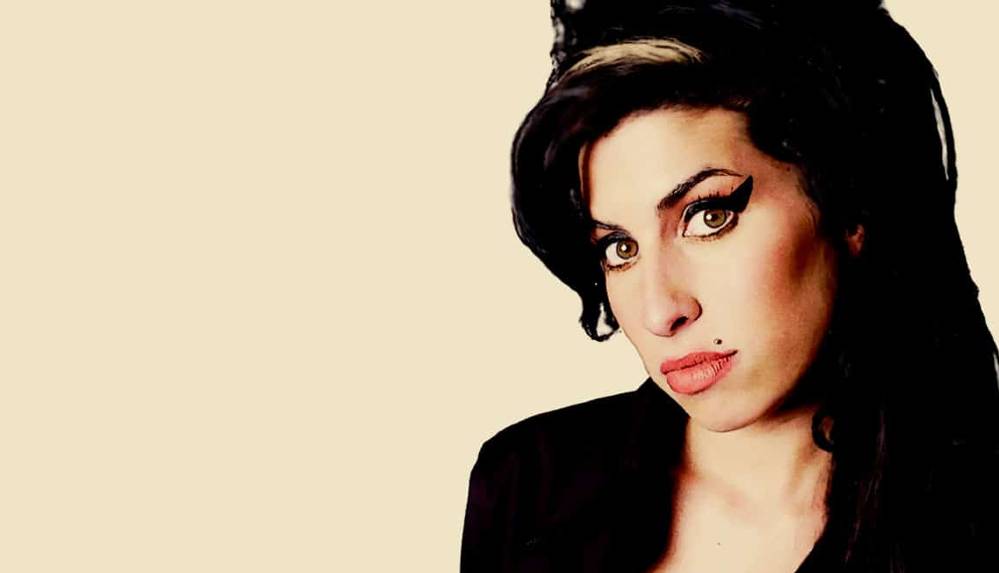 Şarkıcı Amy Winehouse’un hayatı beyazperdeye aktarılacak