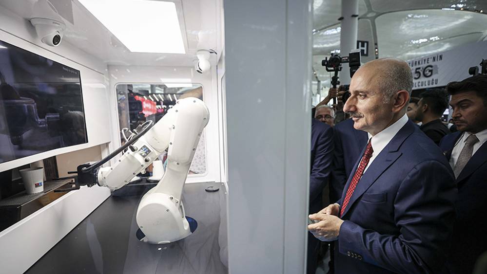 Türkiye'nin 5G yolculuğu İstanbul Havalimanı'ndan başladı 4 Türkiye'nin 5G yolculuğu İstanbul Havalimanı'ndan başladı