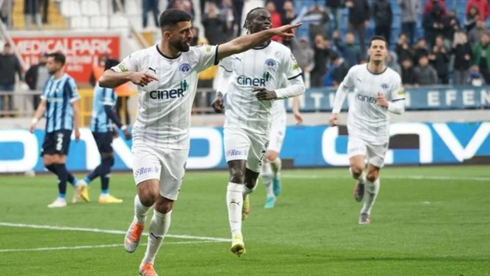 Umut Bozok transfer paylaşımına yanıt verdi