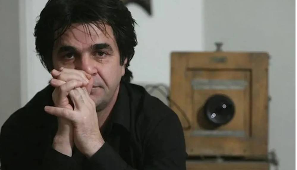 Yönetmen Cafer Penahi, 'hükümet karşıtı protesto yapmak' gerekçesiyle 6 yıl hapis cezası aldı