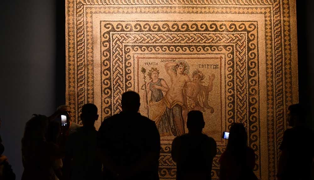 Zeugma Mozaik Müzesi'nde bayram yoğunluğu 5 Zeugma-Mozaik-Müzesi'nde-bayram-yoğunluğu