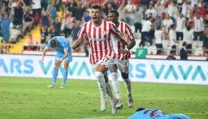 7 gollü maçta Antalyaspor'dan Trabzonspor'a ağır darbe