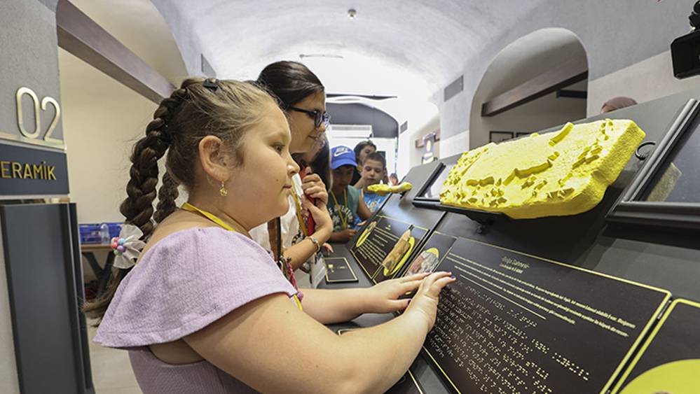 Anadolu Medeniyetleri Müzesi'nde görme engellilere özel bölüm açıldı