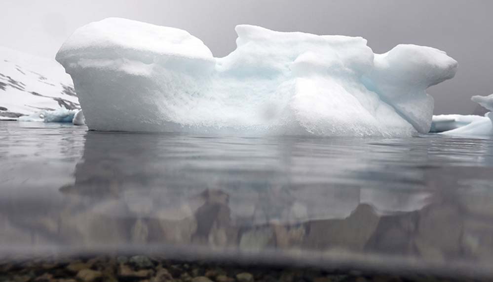 Antarktika'da buz sahanlığı beklenilenden daha kısa sürede eriyor olabilir