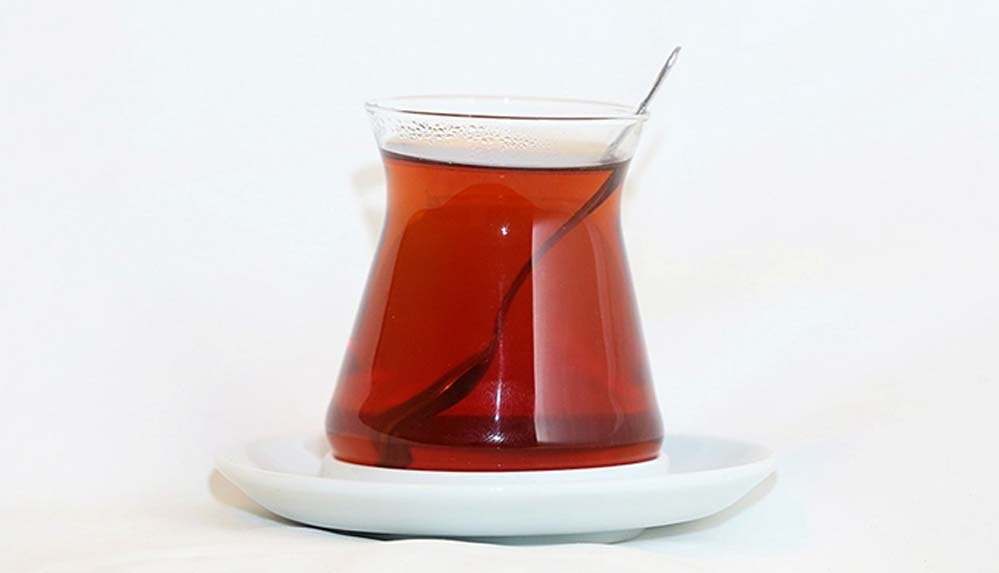 Araştırma--Sıcak-çay-ya-da-kahve-içmek,-yemek-borusu-kanseri-riskini-artırıyor