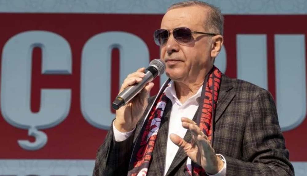 Erdoğan-yine-muhalefeti-hedef-aldı--'Birileri-masa-kurup-sabah-akşam-iftira-üretirken,-biz-eser-ve-hizmet-üretiyoruz'