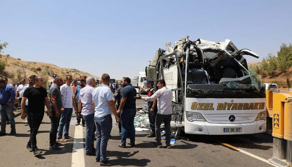 Gaziantep'teki trafik kazasına karışan otobüsün şoförünün savcılık ifadesi ortaya çıktı 4 Gaziantep'teki-trafik-kazasına-karışan-otobüsün-şoförünün-savcılık-ifadesi-ortaya-çıktı