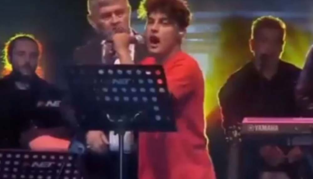 'Konya-uyan-artık-AK-Parti'ye-oy-verme'-diyerek-sahneye-atlamıştı--Gözaltına-alınıp-serbest-bırakılmış