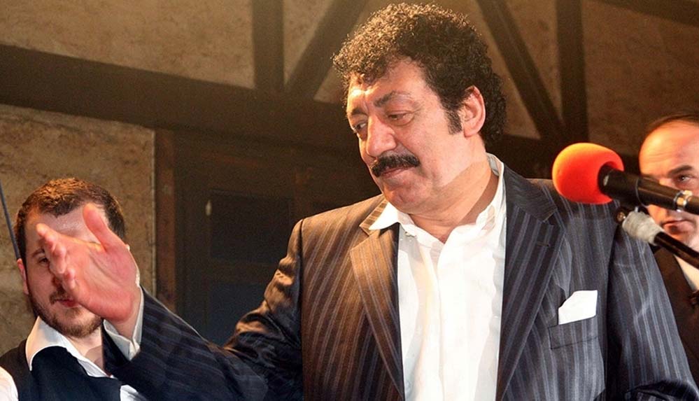 Müslüm-Gürses'in-daha-önce-yayımlanmamış-'Bir-Canım-Kaldı'-dinleyicilerle-buluştu