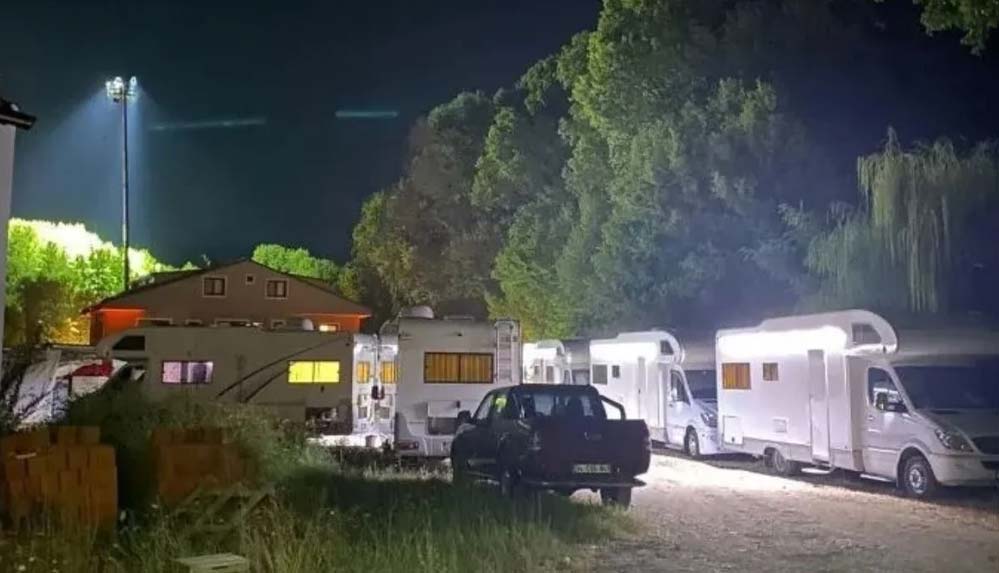 Serenay Sarıkaya ile Burak Deniz'in yeni dizisine şikayet yağmuru