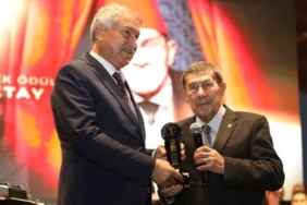 29. Altın Koza Film Festivali'nde Orhan Kemal Emek Ödülleri verildi