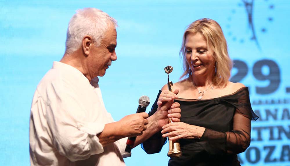 29. Uluslararası Adana Altın Koza Film Festivali'nde "Onur Ödülleri" törenle verildi