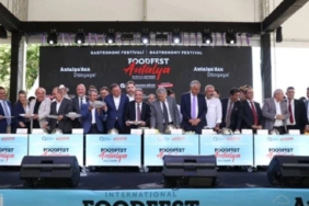 Antalya 1. Uluslararası Food Fest Gastronomi Festivali sürüyor