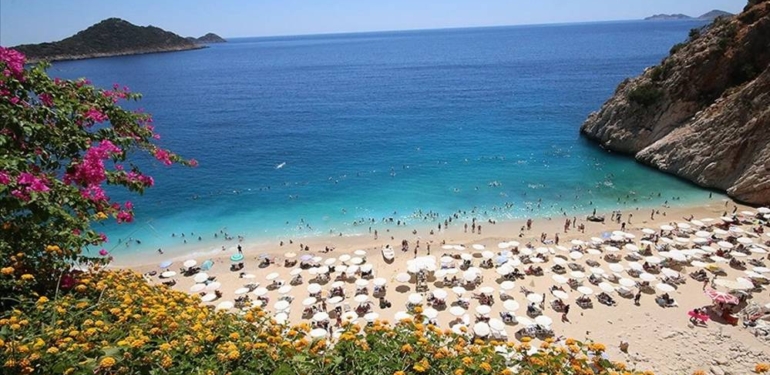 Antalya’ya gelen turist sayısı 10 milyon 788 bini aştı
