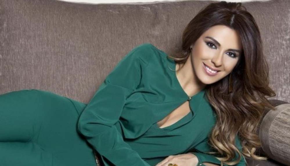 Aslı Hünel kimdir? Aslı Hünel kaç yaşında, nereli? 4 Aslı-Hünel-kimdir--Aslı-Hünel-kaç-yaşında,-nereli-