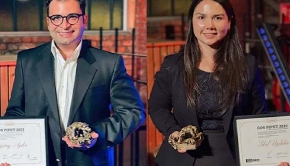 Belçika'da iki Türk'e "gelecek vadeden bilim insanı" ödülü